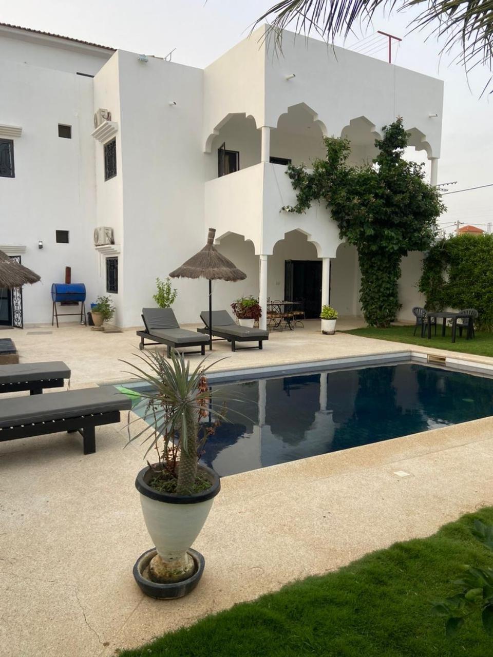 La Baraka, Extravagant Villa For 8 With Pool In Saly Gandigal Exterior photo